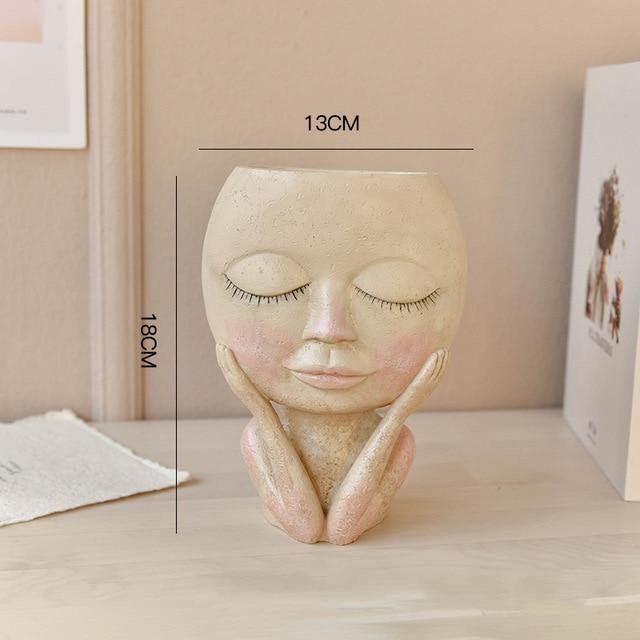BLUSHING FACE PLANTER
