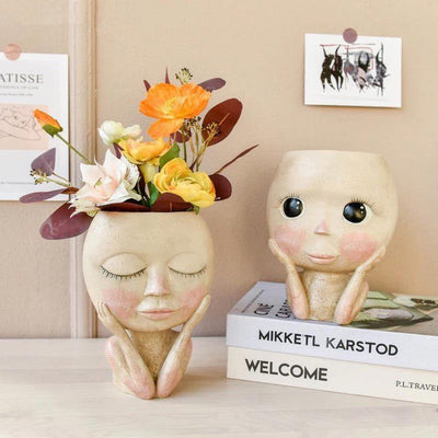 BLUSHING FACE PLANTER